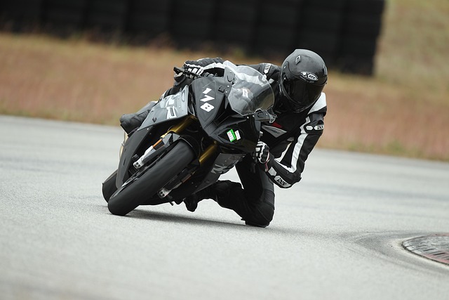 Ile koni ma s1000rr? Ile koni ma s1000rr?