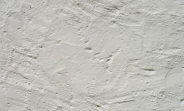 Jak malować ubrania farbami do tkanin?