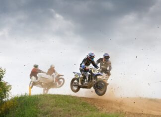 Co oznacza ADAC 4? Co oznacza ADAC 4?