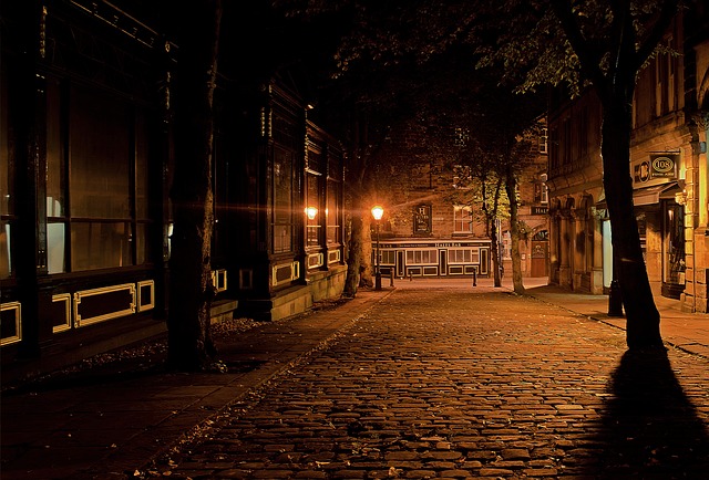 Jaka lampa do białych mebli? Jaka lampa do białych mebli?