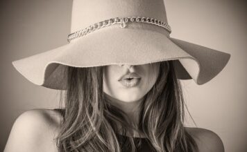 Jakie są modne lustra do łazienki?