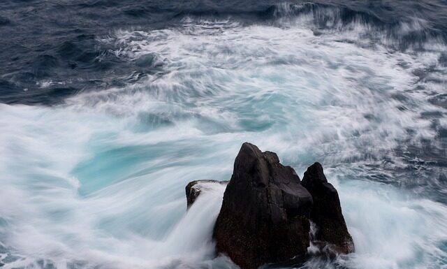 Od czego zależy cena lustra?